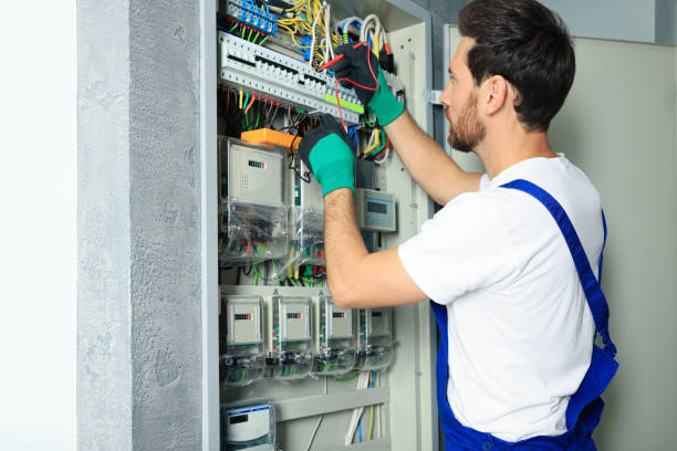 Best Circuit Breaker Repair  in Carnation, WA