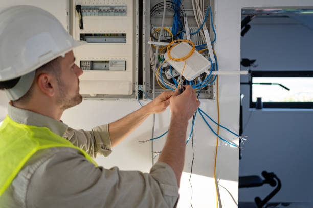 Best Circuit Breaker Repair  in Carnation, WA